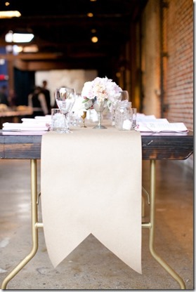 paper table runner