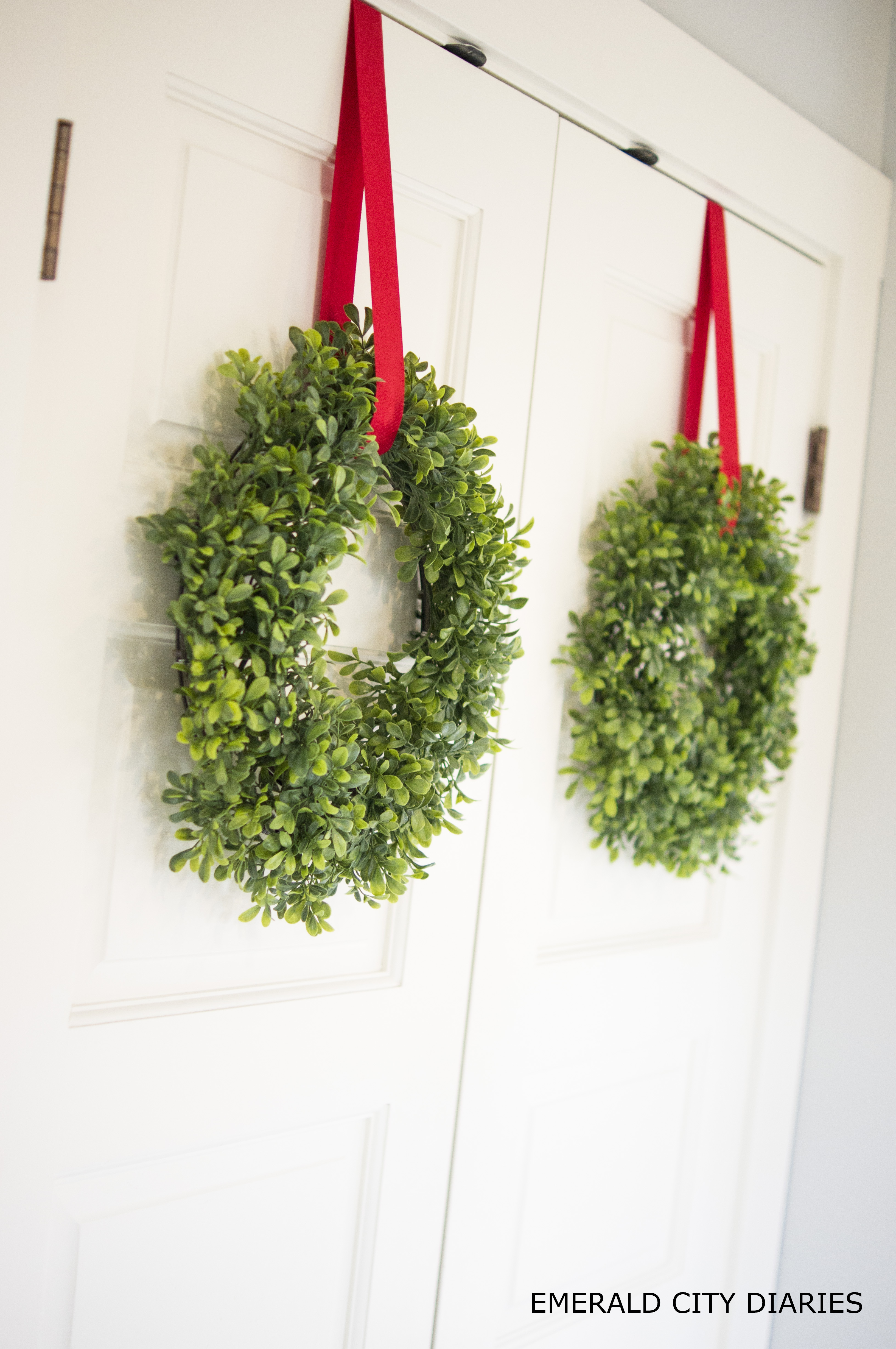 Pinterest Christmas 2016 Hanging Kitchen Wreaths Emerald City Diaries   Pc Hanging Kitchen Wreaths 